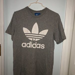 Adidas T-shirt